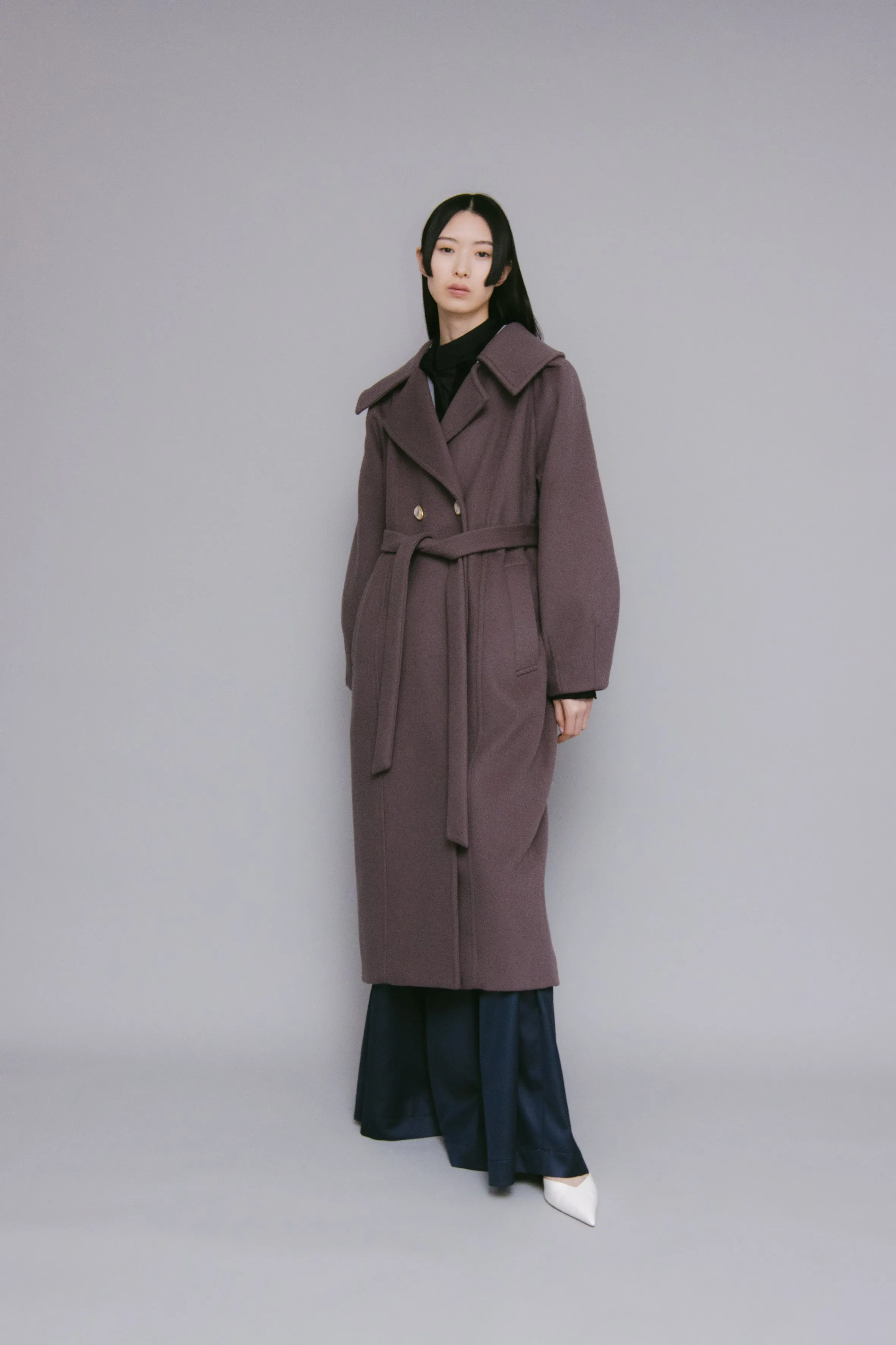 Curvy wool coat (Purple)