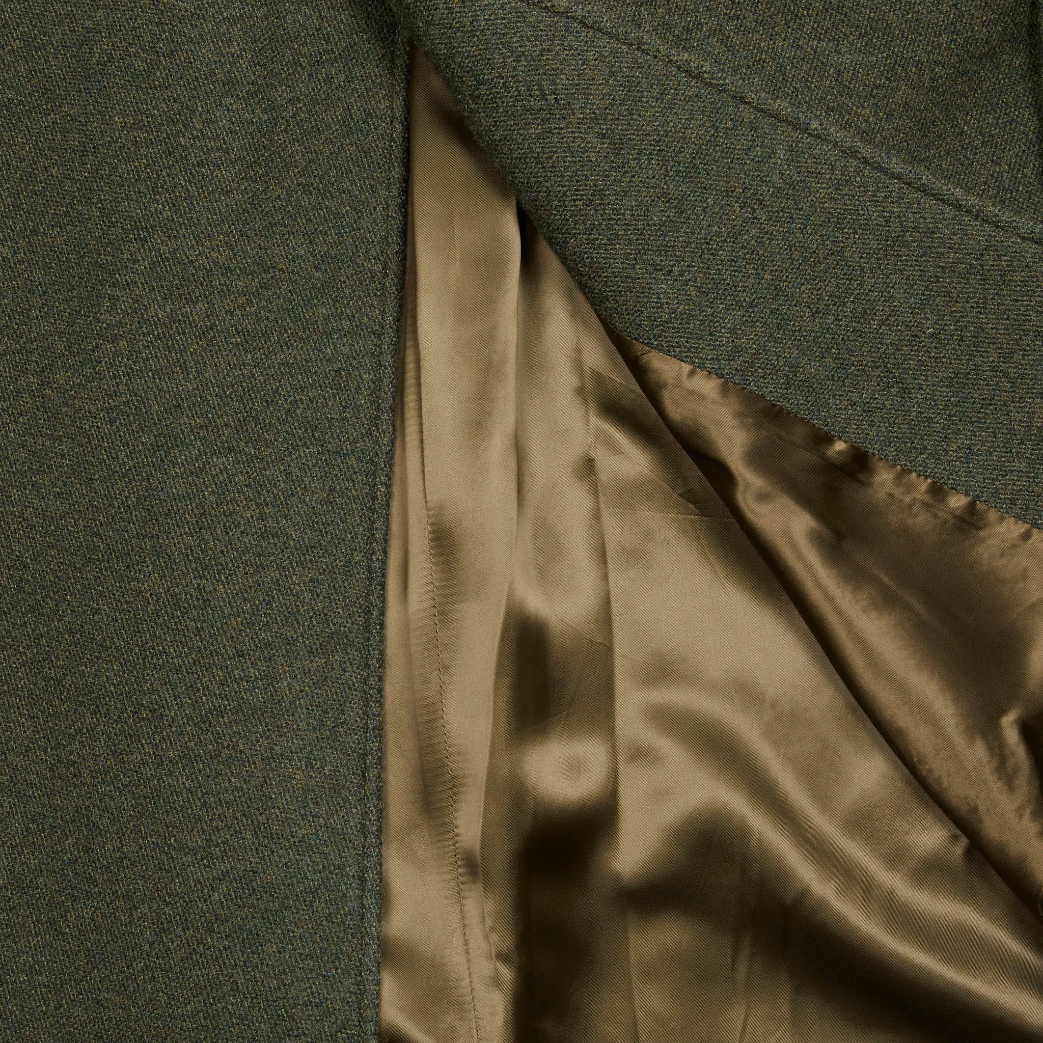 De Bonne Facture Overcoat in Moss Green