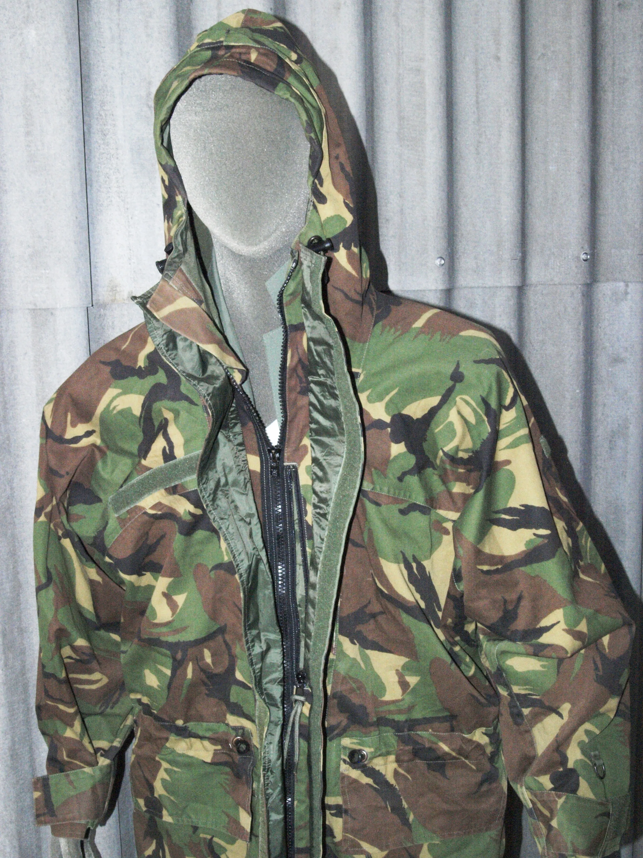 Dutch Waterproof Camo Parka - bi-laminate – DISTRESSED RANGE