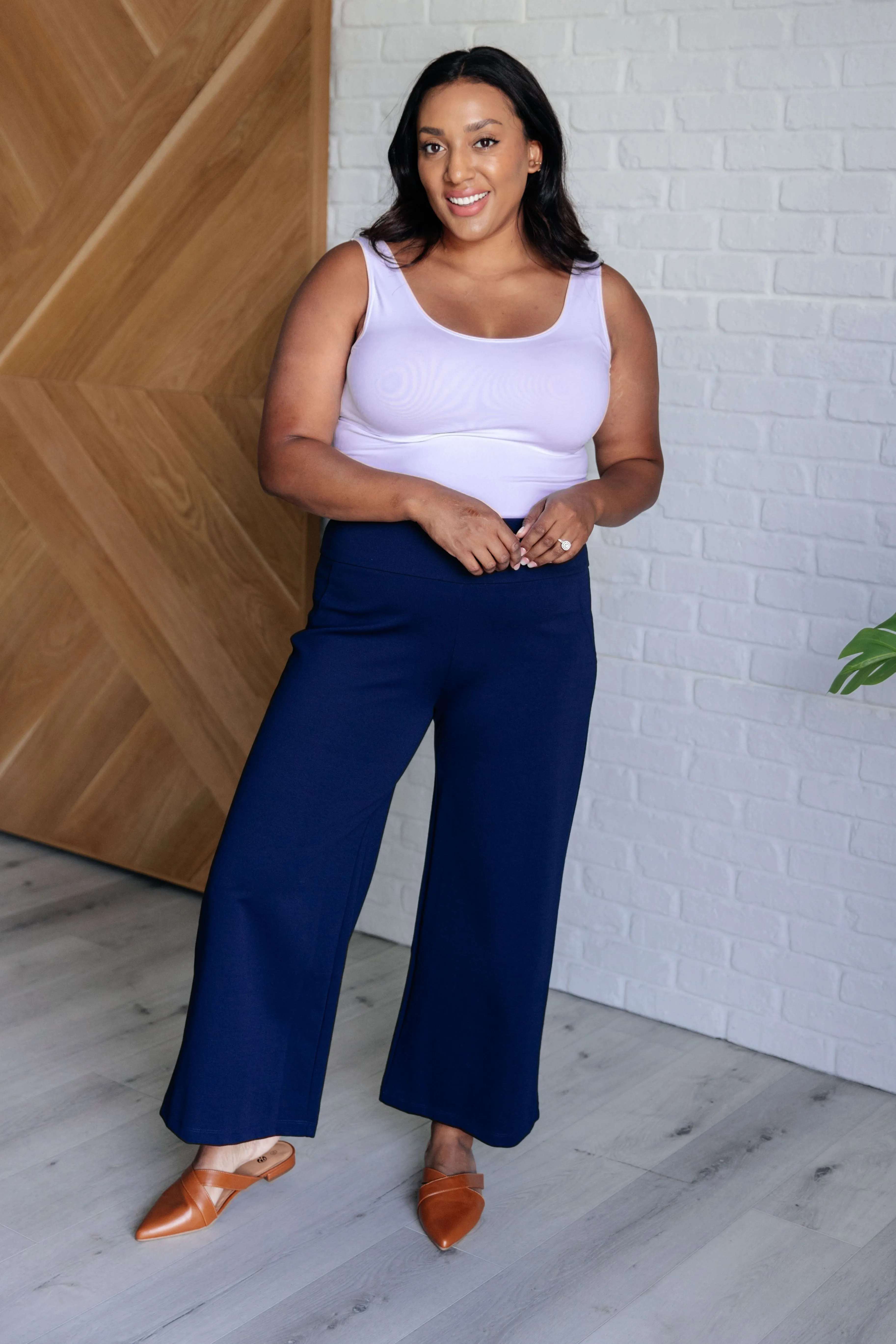 Magic Wide Leg Crop Pants in Navy - 10/10