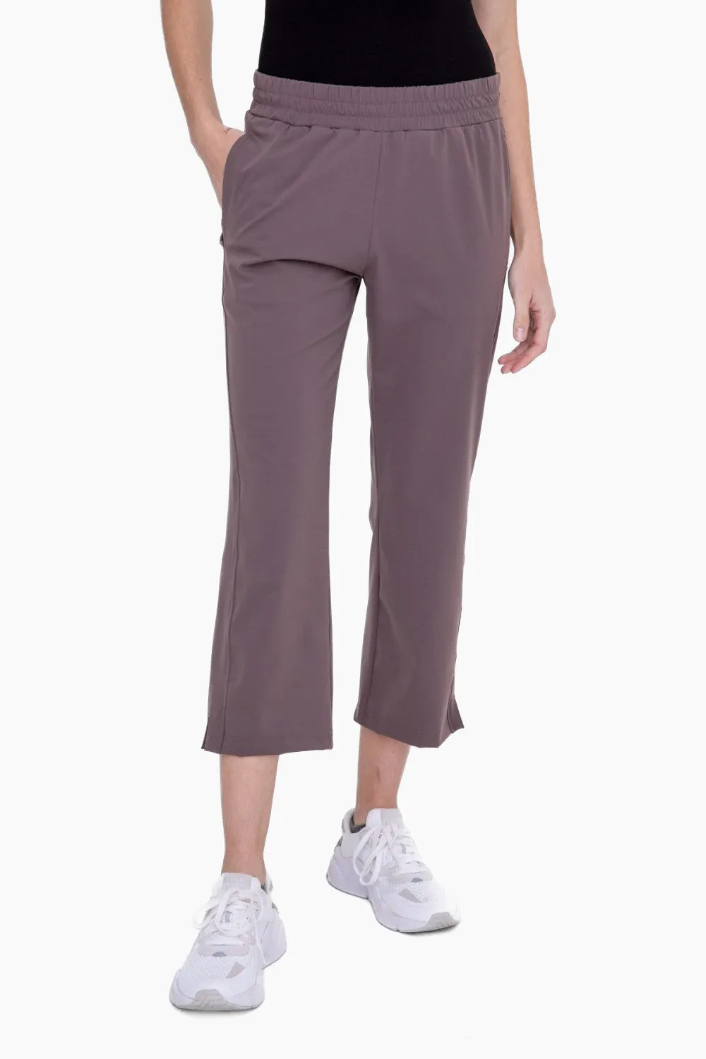 Mono B Graphene-Blend Capri Active Pants