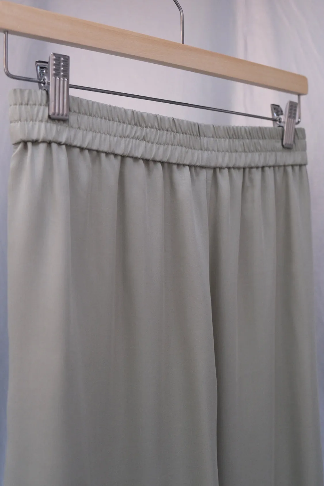 New_ SLIT PANTS / Lyocell TENCEL soft twill structure