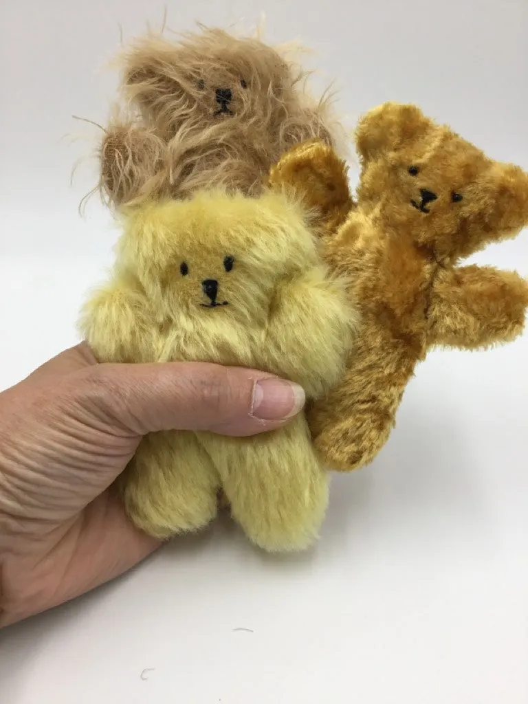 Pot Luck Pocket Pal Mini Simple Bear Kit - Hand Hug Support Bear