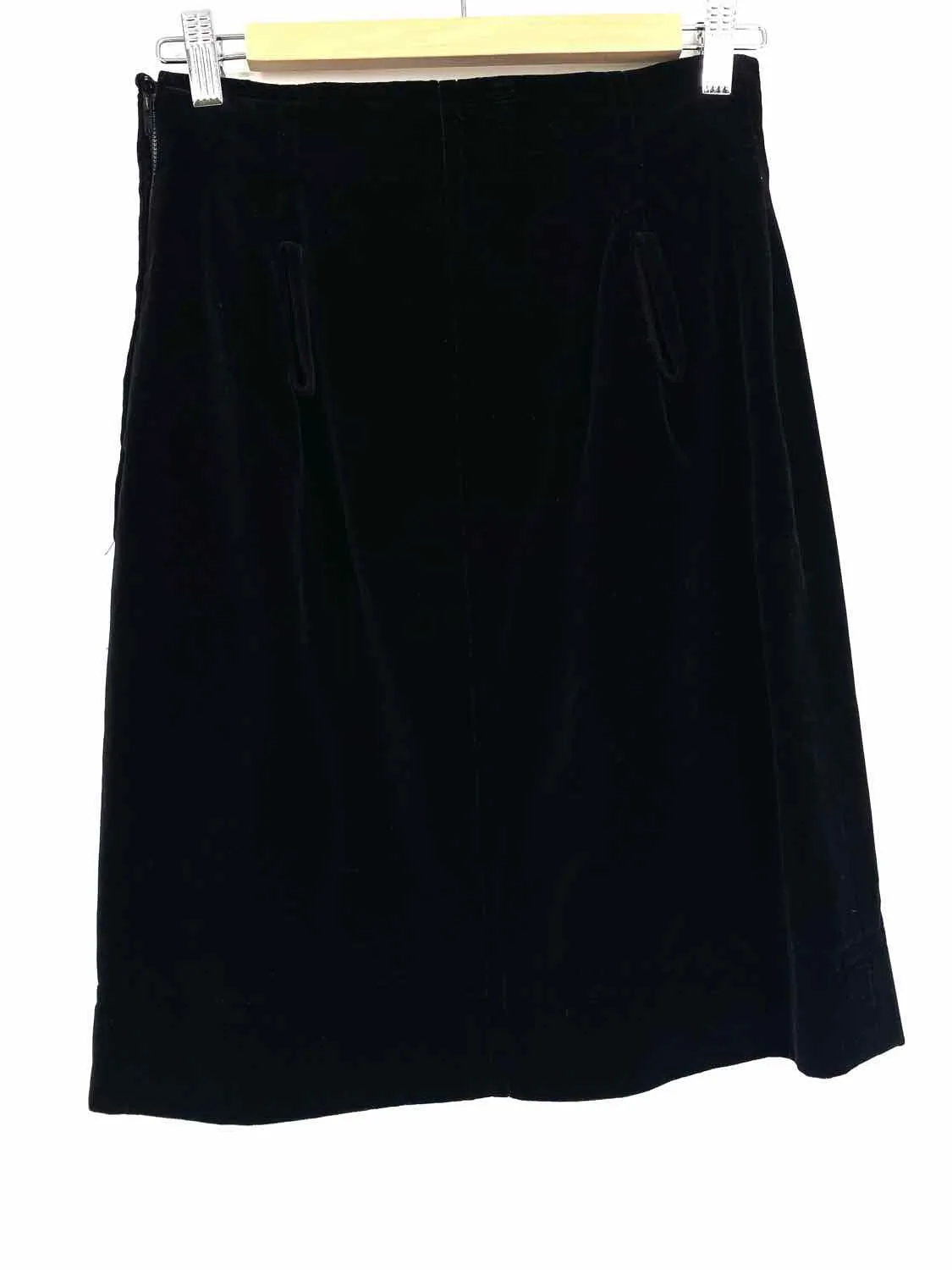 Saint Laurent Women's Black pencil Velvet Size 40/8 Skirt