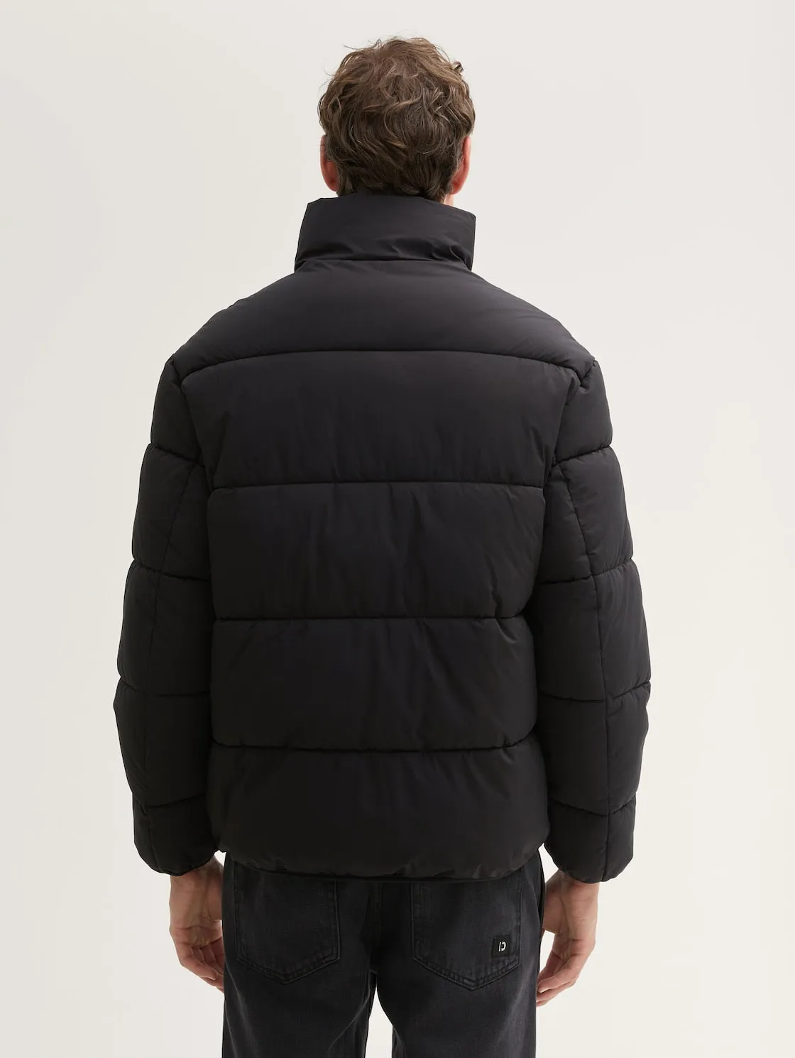 STAND-UP PUFFER JACKET